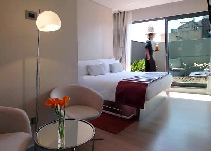 Cram Hotel